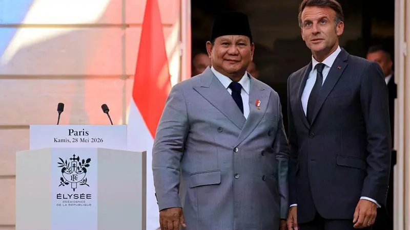 Presiden Prabowo diklaim tanggung sendiri biaya perjalanan luar negeri – ‘Jangan bangga, itu menyalahi aturan’
